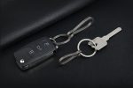 Minimalist Titanium Keychain Clip Key Ring Holder Creative Stylish Car Accessory - 图片 5