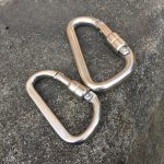 Titan GripLock D-Rig Clip for Secure Climbing and Hauling Tasks - 图片 10