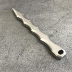 Titanium Alloy Crowbar Multifunctional Bottle Opener Tool for Self-defense - 图片 5