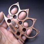 Brass Knuckle Duster by FitDefend for Emergency Window Breaking - 图片 5