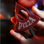 Multi-material Pizza Knuckle Duster Modeling EDC Tool - 图片 2