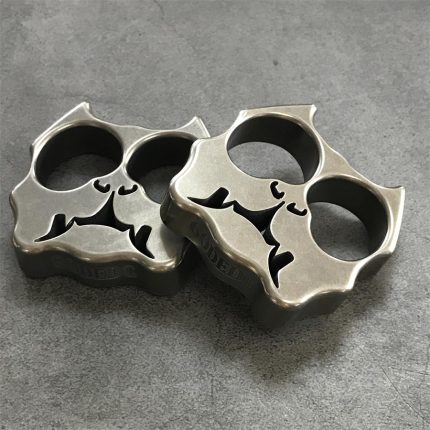 GODEDC TC21 Titanium Dog-Shaped Knuckle Duster for EDC and Defense