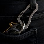 Springy Footprint TC4 Titanium Keyring - 图片 2