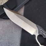 Dual Heart Survival Knuckle Duster Knife Outdoor Blade with Sheath - 图片 6