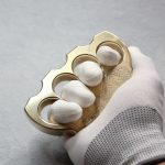 Wave Design Brass Knuckle Duster for Self-Defense and Practical EDC Gear - 图片 3