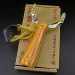 Premium Wood Grain Camo Coyote Slingshot for Defense and Accuracy - 图片 4