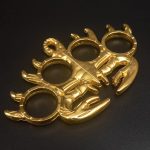 Scorpion Design Knuckle Duster Four Finger Protection Tool - 图片 8