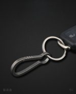 Minimalist Titanium Keychain Clip Key Ring Holder Creative Stylish Car Accessory - 图片 13