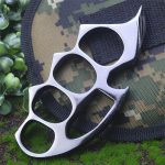 Sturdy Zinc Alloy Knuckle Duster with Practical Bottle Opening Feature - 图片 2