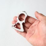 304 Steel Quick-Hang Knuckle Duster for Personal Protection - 图片 10