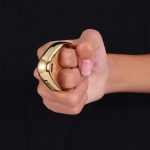 Alien Brass Knuckle Duster Window Breaker PortaTool - 图片 4