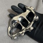 Unique Alien Right Hand Knuckle Duster for Personal Safety - 图片 4