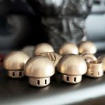 Brass Mushroom Knuckle Grip Pendant Knife - 图片 12