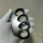 Carbon Fiber Knuckle Duster Defense Gear - 图片 3