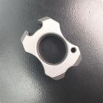 Mini Knuckle Duster Bottle Opener Multifunctional Tool - 图片 6