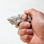 Mini Titanium Knuckle Duster Self-Defense EDC Tool - 图片 8