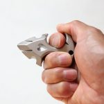 TC21 Titanium Knuckle Duster for Tactical Boxing and Personal Protection - 图片 12