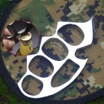Sturdy Zinc Alloy Knuckle Duster with Practical Bottle Opening Feature - 图片 6