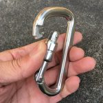 Titan GripLock D-Rig Clip for Secure Climbing and Hauling Tasks - 图片 3