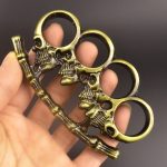Demon-Inspired White Bone Knuckle Duster for Self-Protection - 图片 8