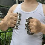 Solid Steel Knuckle Duster Defense Tool - 图片 4
