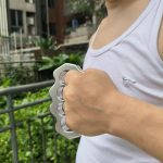 Solid Steel Knuckle Duster Defense Tool - 图片 5