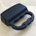 Mini Electric Stick with Three Finger Knuckle for Self-Protection - 图片 3