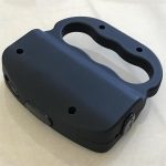 Mini Electric Stick with Three Finger Knuckle for Self-Protection - 图片 5