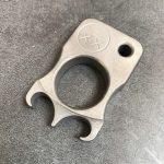 TitanGuard Titanium Alloy Knuckle Duster Window Breaker - 图片 2