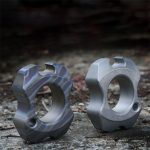 Mini Titanium Window Breaker Bottle Opener Pendant - 图片 3