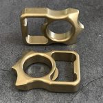 Multi-Functional Brass Knuckle Duster for Bottle Opening and Emergency Escape - 图片 3