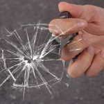 Protective Knuckle Duster for Outdoor Self-defense and Emergency Window Breaking - 图片 5