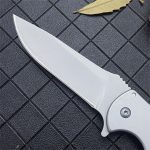 Reliable Folding Knife for Hunting and Outdoor Camping - 图片 3