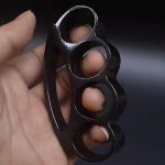 MiniGuard Metal Brass Knuckles Duster and Emergency Window Breaker for Defense - 图片 5