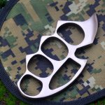Thin Zinc Alloy Knuckle Duster Bottle Opener - 图片 4
