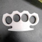 Non-Metallic Knuckle Duster for Easy Carry and Personal Defense - 图片 3