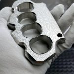 Sturdy Steel EDC Tool with Engraved Knuckle Duster - 图片 13