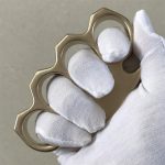 The KING Classic Design Stonewashed Brass Knuckle Duster - 图片 8