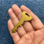 Pocket Pro Multi-Tool Keychain: Screwdriver, Wrench, and Bottle Opener - 图片 5