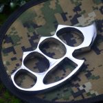 Thin Zinc Alloy Knuckle Duster Bottle Opener - 图片 2