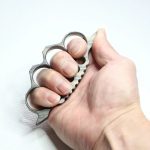 TC4 Titanium Self-Defense Knuckle Duster Compact Tool with Window Breaker - 图片 5