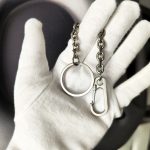 Titanium Spring Carabiner Keychain EDC Flashlight Clip Multi Tool - 图片 12