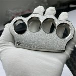 Sturdy Steel EDC Tool with Engraved Knuckle Duster - 图片 10